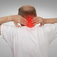 Signs and Symptoms of Spinal Stenosis and How to Treat It