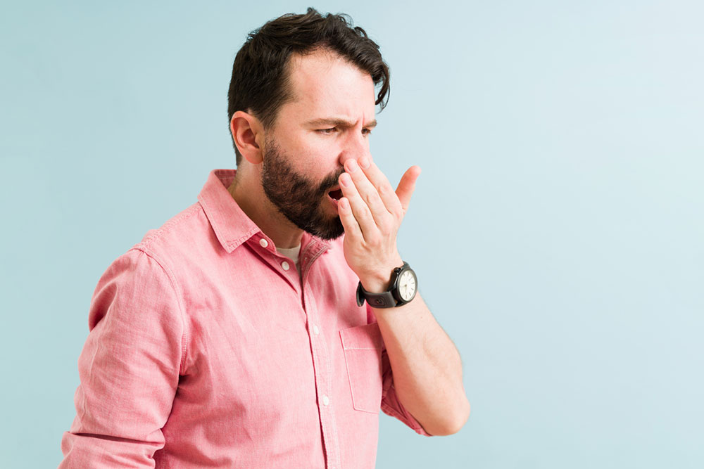 6 strong signs of halitosis